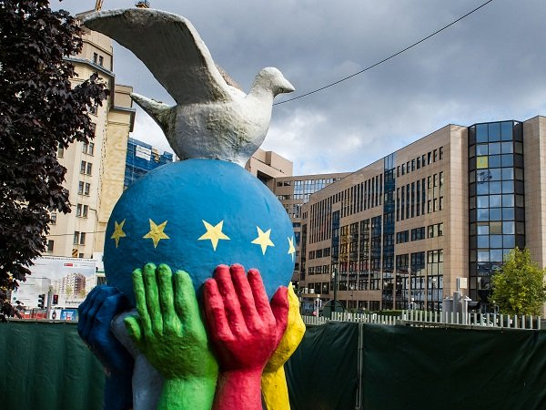 Σε παιδιά – πρόσφυγες τα χρήματα από το Νόμπελ Ειρήνης της ΕΕ
