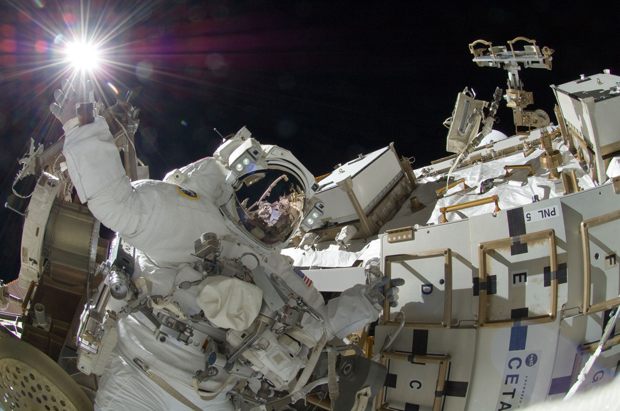 Παράξενο αλλά αληθινό: Οι αστροναύτες ψηλώνουν στο διάστημα
