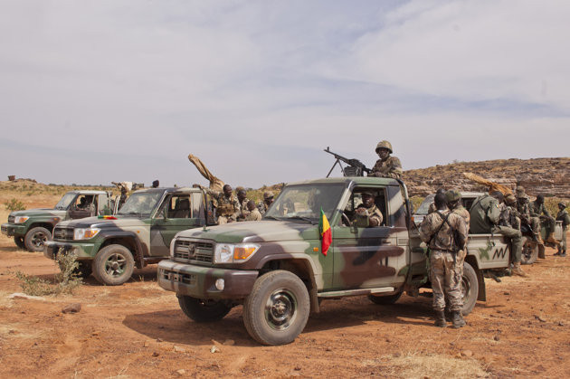 Γάλλοι στρατιώτες και ένας όμηρος νεκροί σε Μάλι και Σομαλία
