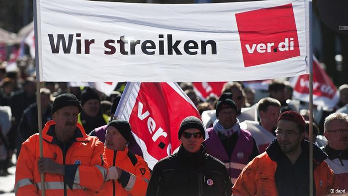 Γερμανία: Επιστήμονες και πολιτικοί ζητούν «30ωρο» εργασίας