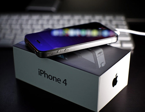 Μήνυση κατά της Apple για «προσχεδιασμένη παλαίωση» του iPhone