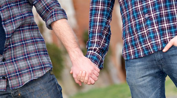 Διάλογος για σύμφωνο συμβίωσης και μεταξύ ομοφυλόφιλων