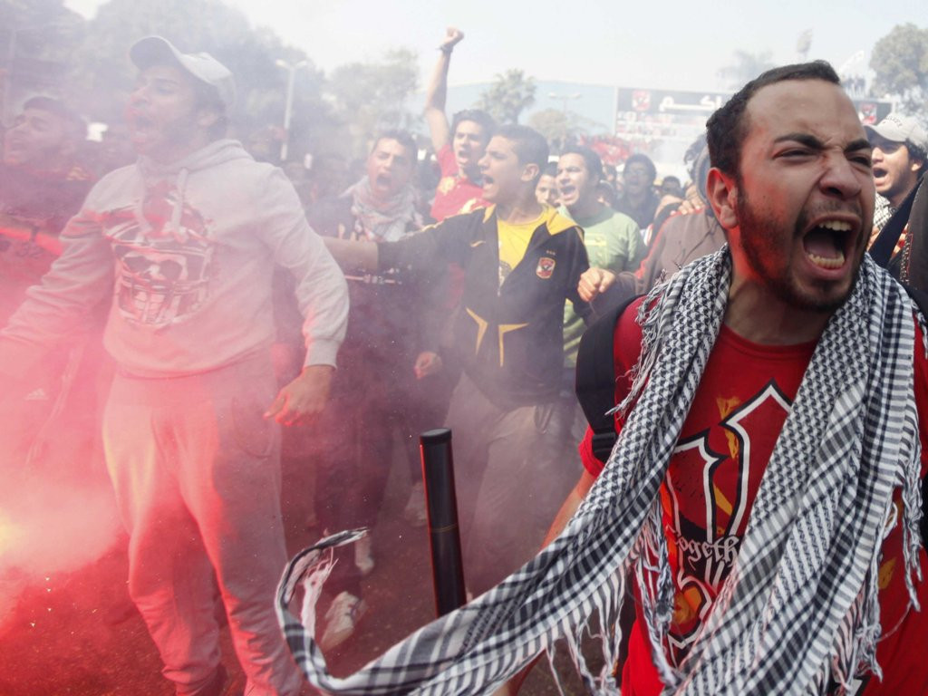 Κάιρο: Πυρπόλησαν την έδρα της αιγυπτιακής ποδοσφαιρικής ομοσπονδίας