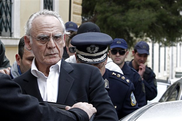 Τσοχατζόπουλος: Εκδικητική καταδίκη με πολιτικές παρεμβάσεις