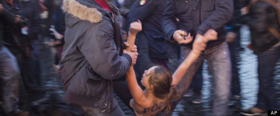 Γυμνόστηθες Femen κατά Βατικανού