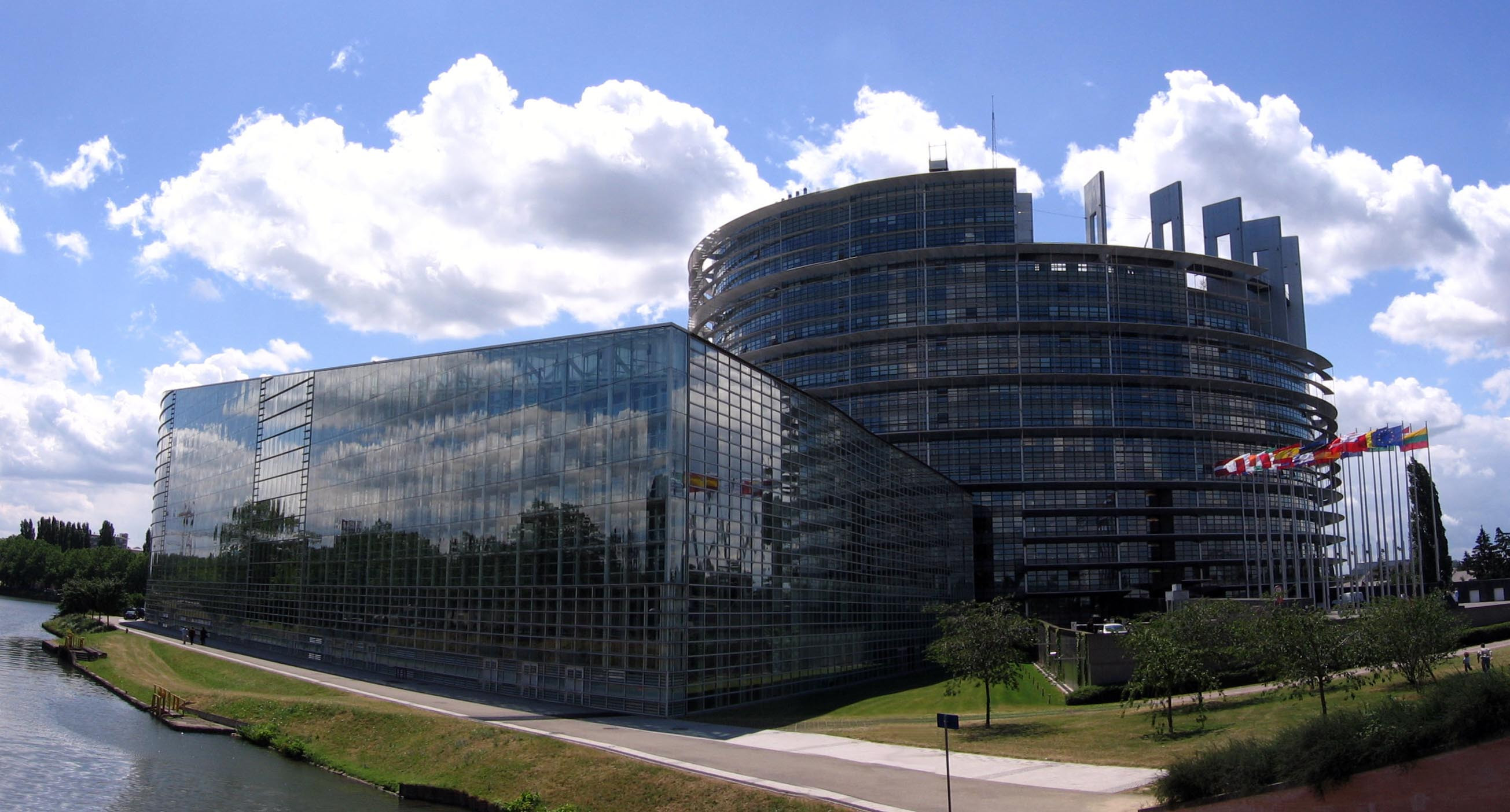 Ψήφισμα του Ευρωκοινοβουλίου απορρίπτει τον προϋπολογισμό
