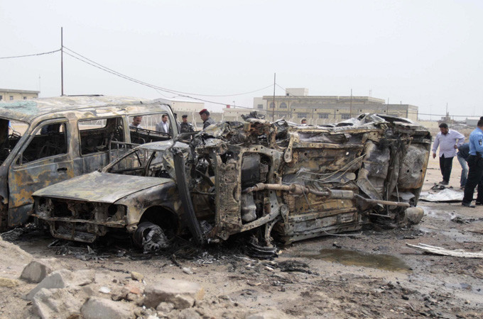 Πολύνεκρες βομβιστικές επιθέσεις συγκλονίζουν τη Βαγδάτη