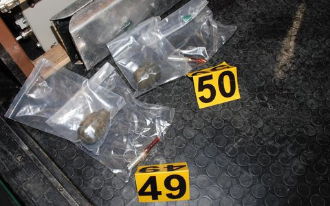 Βρέθηκαν 18 χειροβομβίδες γύρω από τις φυλακές Τρικάλων