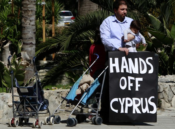 Τι μας διδάσκει η Κύπρος; Του Γιώργου Στάμκου