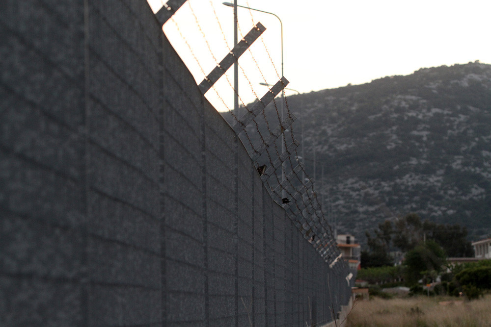 Κόρινθος: Επεισόδια και συλλήψεις στο κέντρο κράτησης μεταναστών