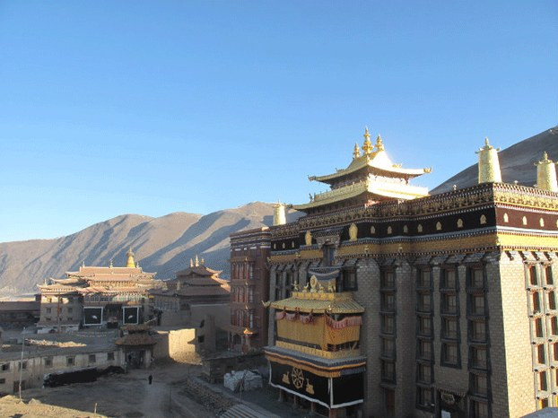 Αυτοπυρπολήθηκε νεαρή μητέρα στο Θιβέτ