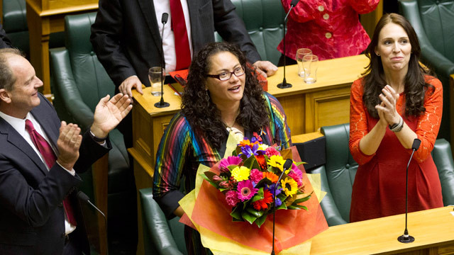 Ν.Ζηλανδία: Τραγούδια και γέλια στη Βουλή για το γάμο ομοφύλων