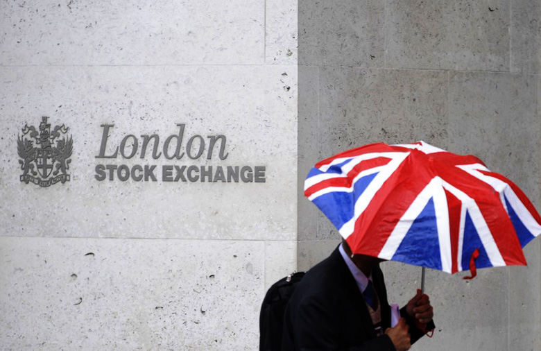 Υποβάθμισε τη Βρετανία ο οίκος Fitch