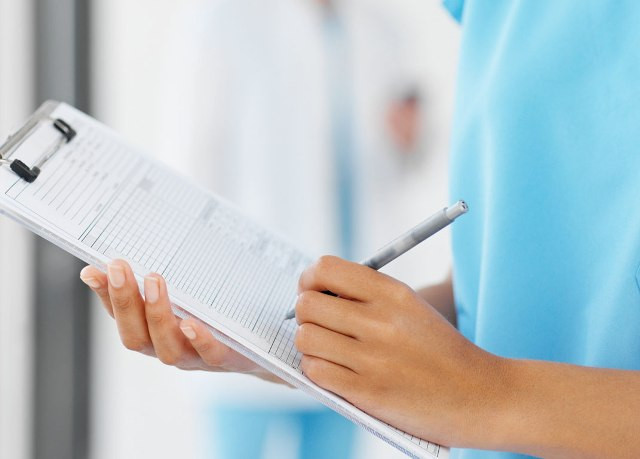 Νέα κριτήρια εργασίας – επιλογής αποκλειστικών νοσοκόμων