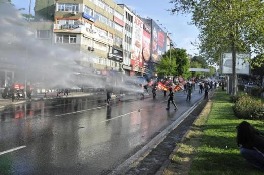 Κωνσταντινούπολη: Επεισόδια και τραυματίες κατά τις διαδηλώσεις της Πρωτομαγιάς