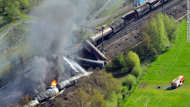 Βέλγιο: Μάχη για περιορισμό της ρύπανσης μετά τον εκτροχιασμό του τρένου