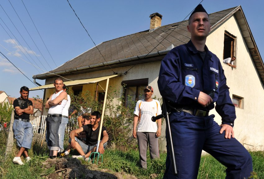 Πρόστιμο σε ουγγρική εφημερίδα για άρθρο κατά των Ρομά
