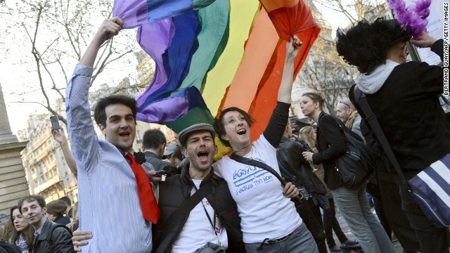 Γαλλία: Ο νόμος για το γάμο ομοφυλοφίλων στην Εφημερίδα της Κυβέρνησης
