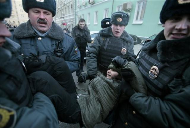 ΕΕ: Σκληρή κριτική στη Ρωσία για παραβίαση ανθρωπίνων δικαιωμάτων