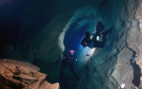 Νεκρός ανασύρθηκε δύτης από το βαθύτερο ελληνικό σπήλαιο