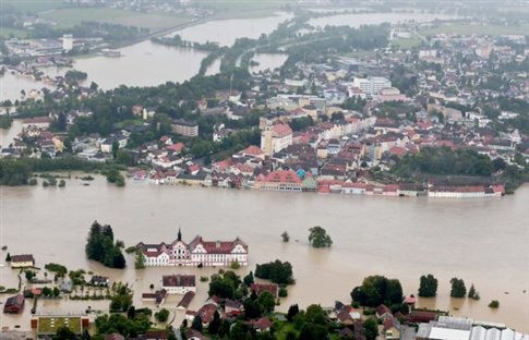 Τουλάχιστον έξι νεκροί στις πλημμύρες στην κεντρική Ευρώπη