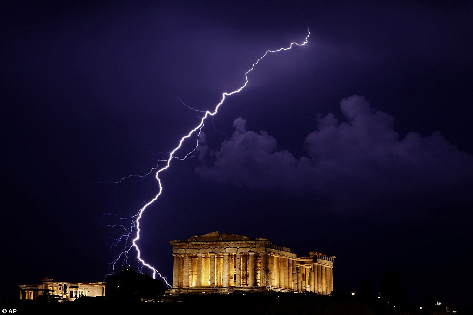 Μύθος το ελληνικό success story