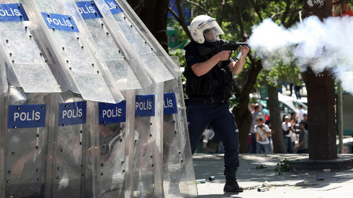Το «ηρωικό έπος» της τουρκικής αστυνομίας εξήρε ο Ερντογάν