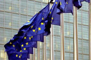 Περιστολή κατά 6% του προϋπολογισμού της ΕΕ για το 2014 προτείνει η Κομισιόν