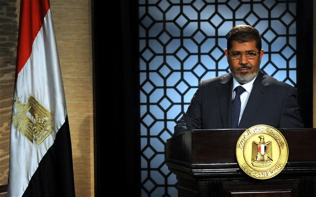 Απορρίπτει το τελεσίγραφο του στρατού ο Μόρσι