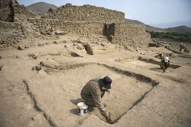 Κατέστρεψαν πυραμίδα 4.000 ετών στο Περού