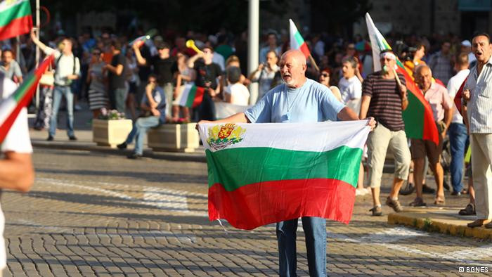 Βουλγαρία: H κοινωνία των πολιτών εξεγείρεται