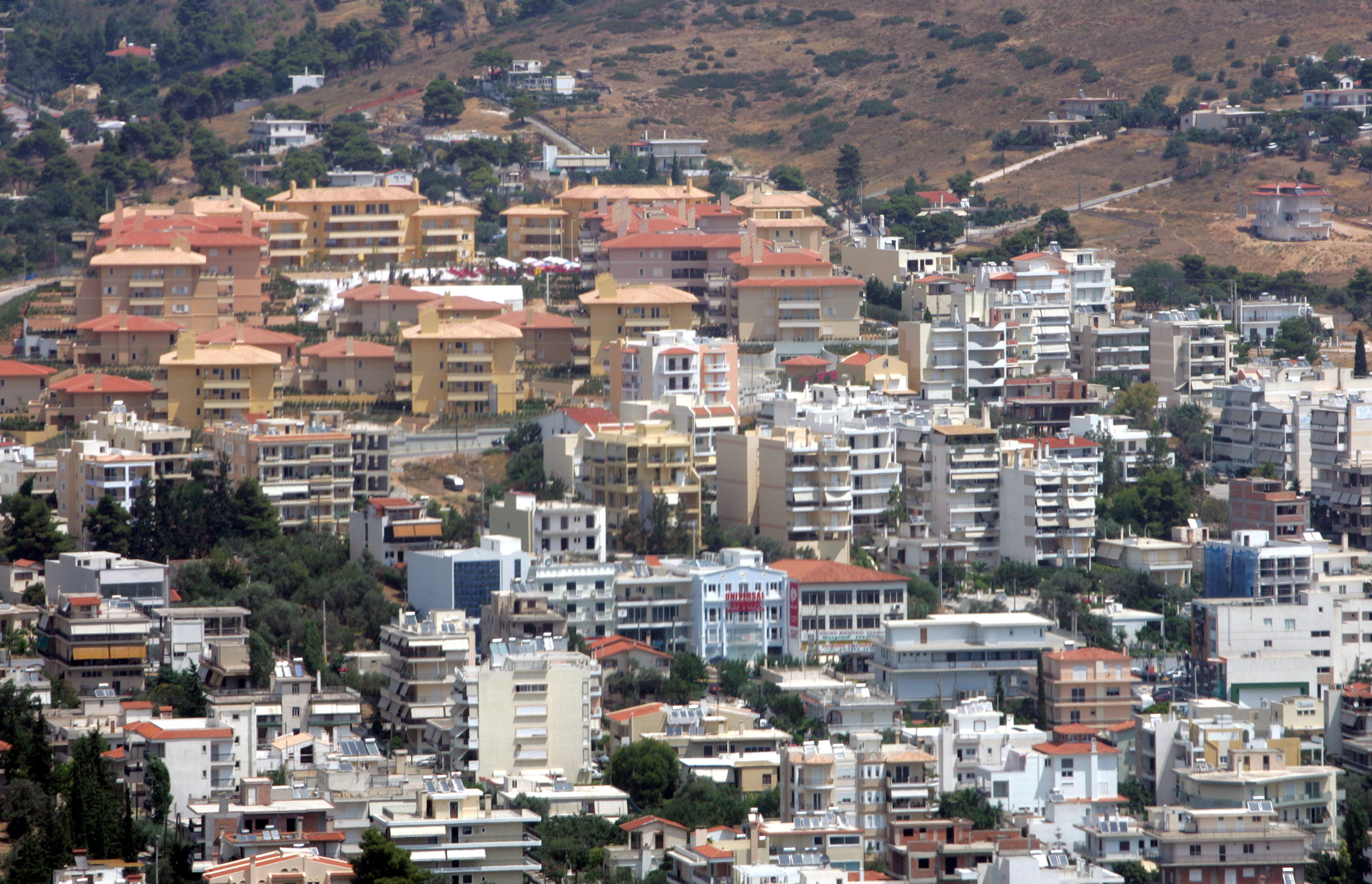 Βουτιά στις τιμές των ακινήτων μετά την άρση απαγόρευσης πλειστηριασμών