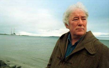 «Έφυγε» ο νομπελίστας Ιρλανδός ποιητής Σέιμους Χίνι