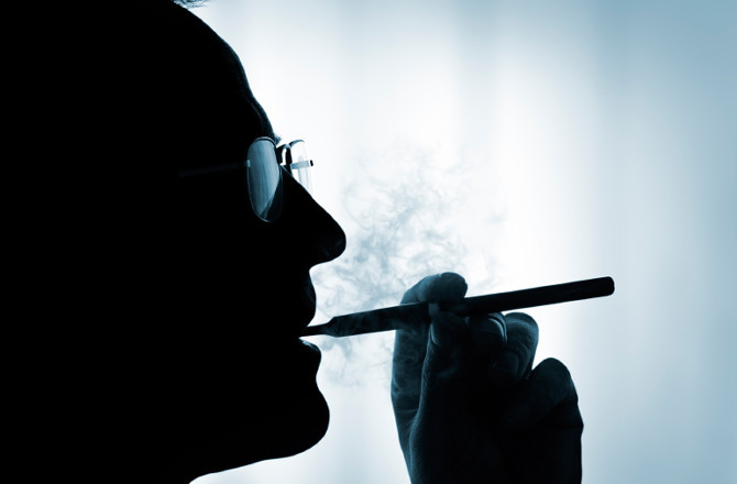 Πέντε πράγματα που πρέπει να γνωρίζει ο καπνιστής για τα ηλεκτρονικά τσιγάρα