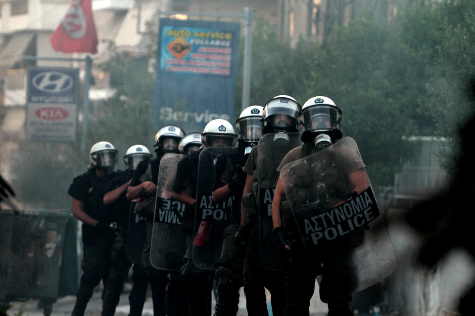 Κερατσίνι: «Αυτόκλητες ομάδες» σε συνεργασία με την αστυνομία (Βίντεο)