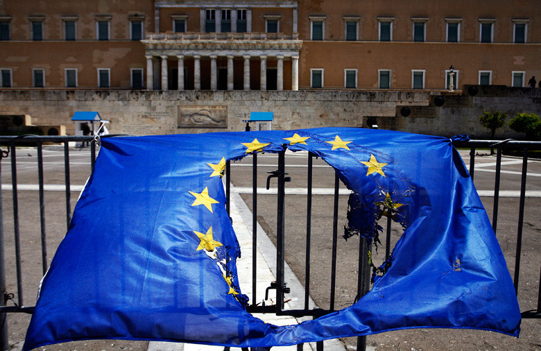 NYTimes: H Ευρώπη σπρώχνει την Ελλάδα στην καταστροφή