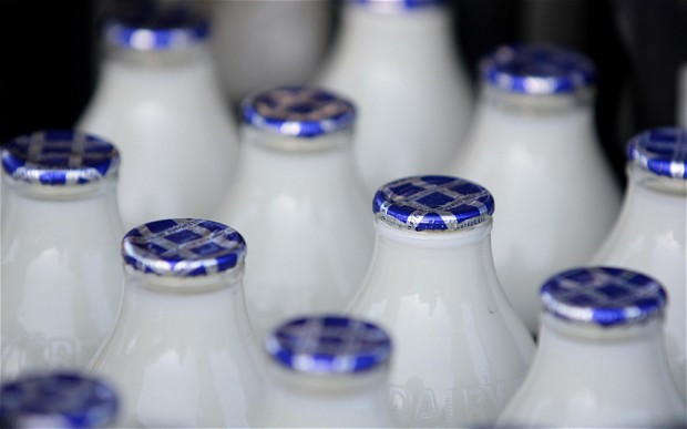 Έξι στελέχη εταιρειών στον εισαγγελέα για το «καρτέλ στο γάλα»