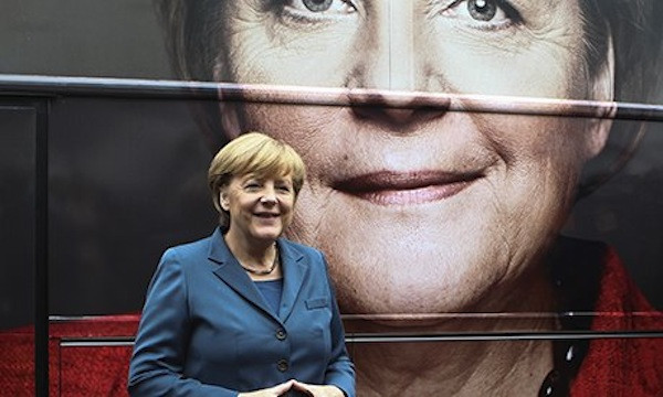 Συμφώνησε η Μέρκελ: Θα θεσπιστεί κατώτατος μισθός στη Γερμανία