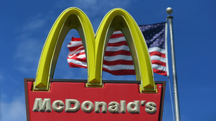 McDonald’s σε εργαζόμενους: Aν θέλετε χρήματα πουλήστε στο eBay