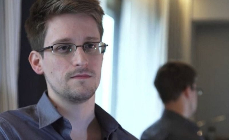 NSA: Σκέψεις για αμνηστία στον Σνόουντεν αλλά με όρους