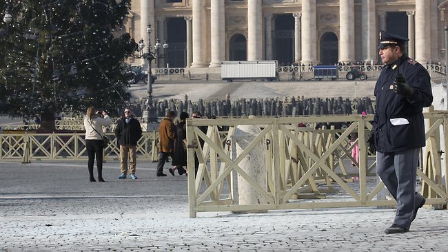 Πλανόδιος πωλητής αυτοπυρπολήθηκε στην πλατεία Αγ. Πέτρου