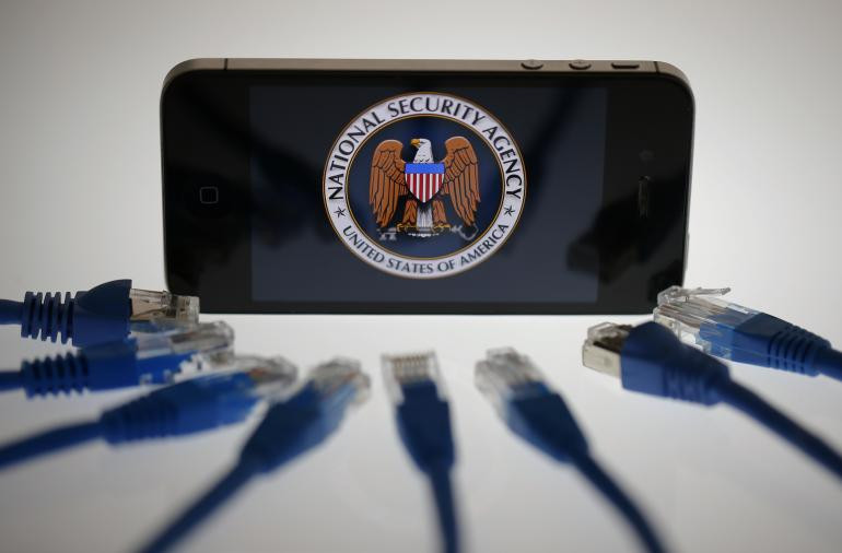 Έρευνα Stanford: Η NSA μπορεί να εντοπίσει την ταυτότητα χρηστών τηλεφώνων