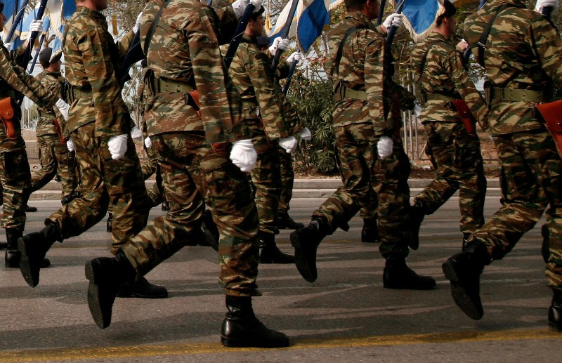 «Σπάρτακος»: Αυξάνονται ανησυχητικά οι αυτοκτονίες στον Στρατό