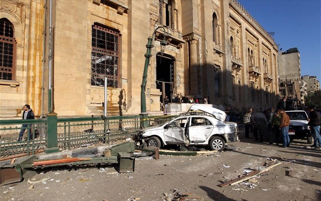 Τρεις βομβιστικές επιθέσεις στο Κάιρο