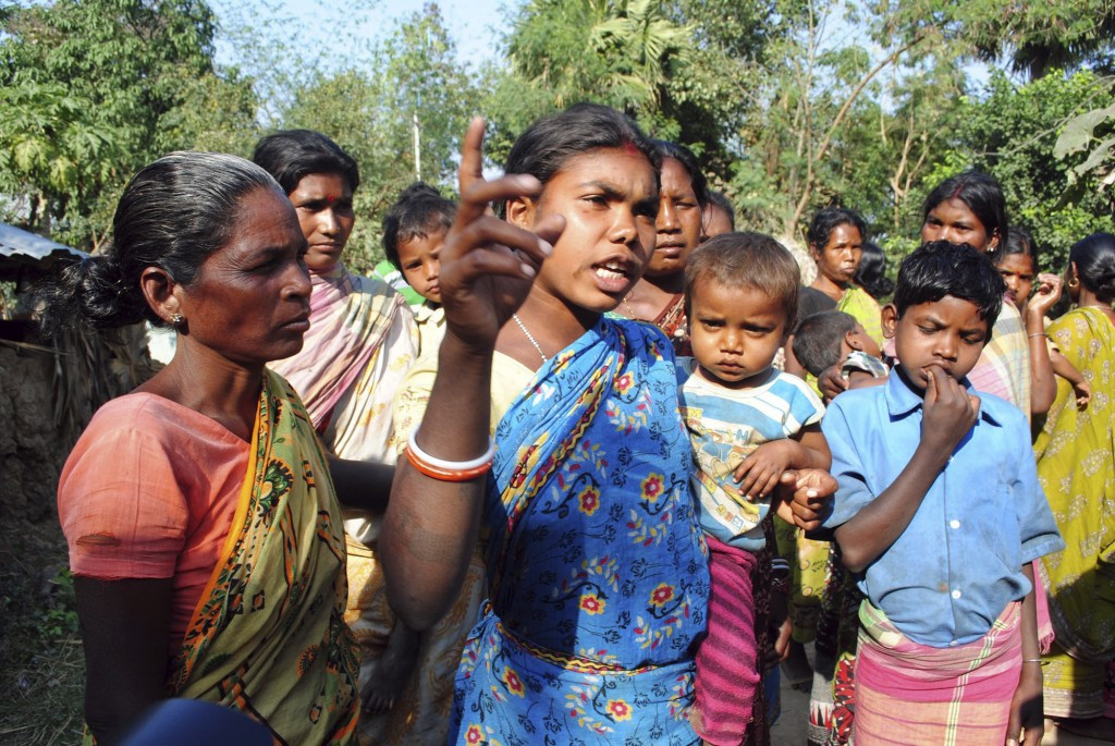 Ινδία: Ομαδικοί βιασμοί και αυτόκλητα δικαστήρια