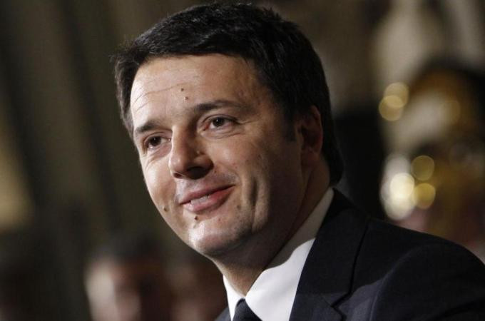 La Repubblica: O Ρέντσι σχεδιάζει μειώσεις φόρων κατά 10 δισ. ευρώ