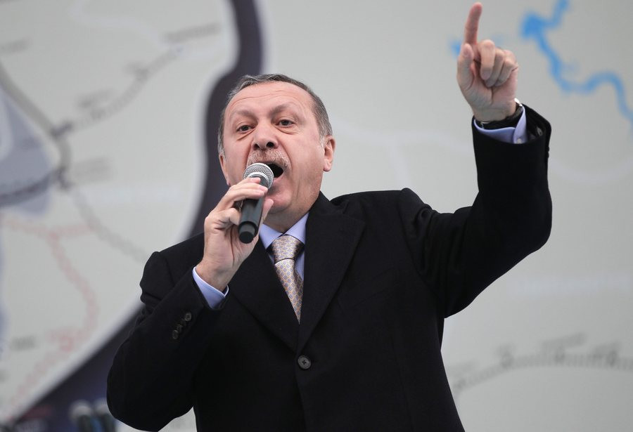 Νέα συνομιλία «καίει» υπουργό του Ερντογάν