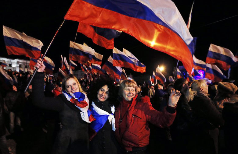 Δημοψήφισμα στη Κριμαία: Συντριπτική πλειοψηφία για απόσχιση