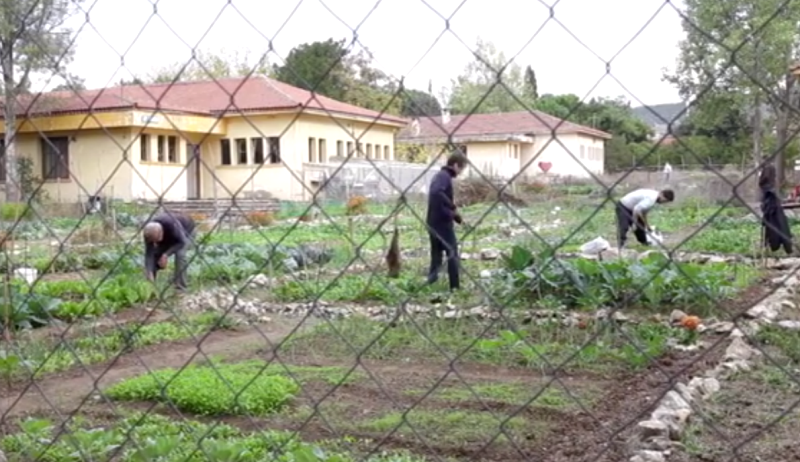 Στρατόπεδο Καρατάσιου: Η τοπική κοινωνία αποτρέπει την ιδιωτικοποίηση