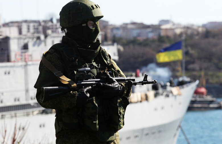 Αποσύρεται το σύνολο των ουκρανικών δυνάμεων από την Κριμαία